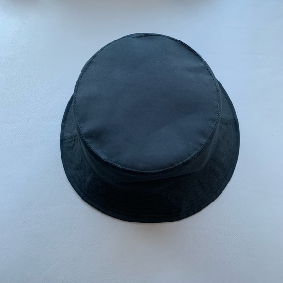 Reversible Teddy-D Small Brim Bucket Hat main image 11
